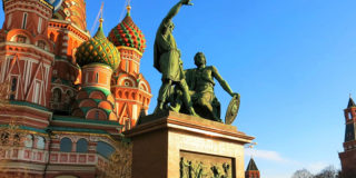 Памятник Минину и Пожарскому на Красной площади ожидает серьезная реставрация