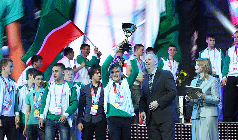 По итогам WorldSkills Russia-2020 сборная Татарстана получила диплом и кубок 1-й степени
