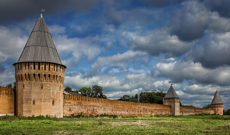 На реставрацию Смоленской крепости направят еще 330 млн рублей