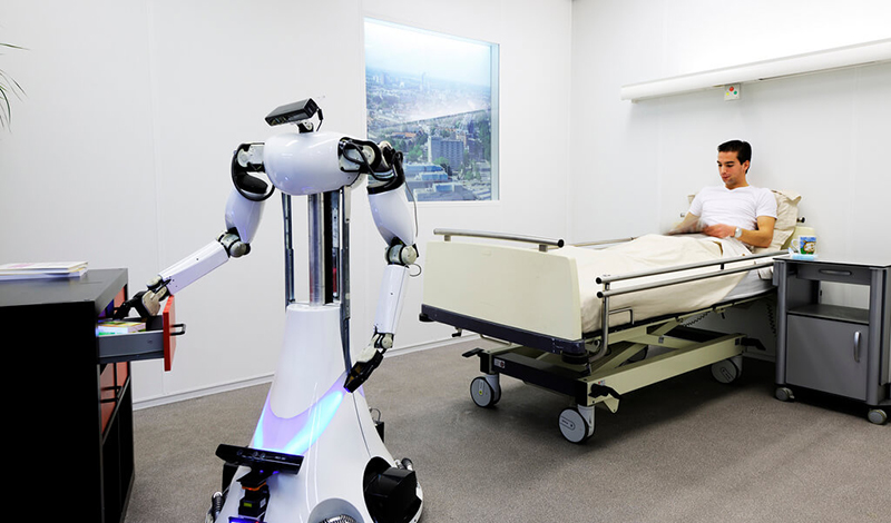 В Университете Иннополис предложили снизить риски медперсонала в «красных зонах» больниц с помощью роботов-помощников 