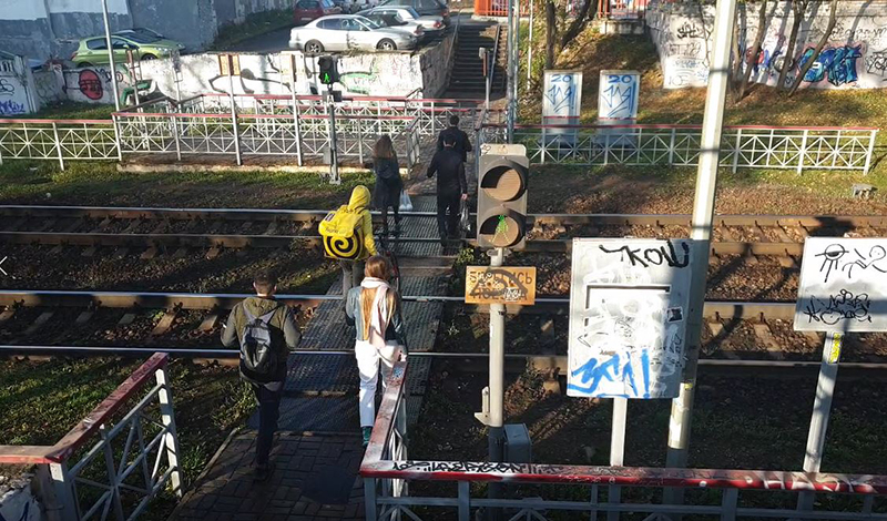 Московские активисты ОНФ добиваются строительства перехода через железнодорожные пути на улице Бутырский Вал