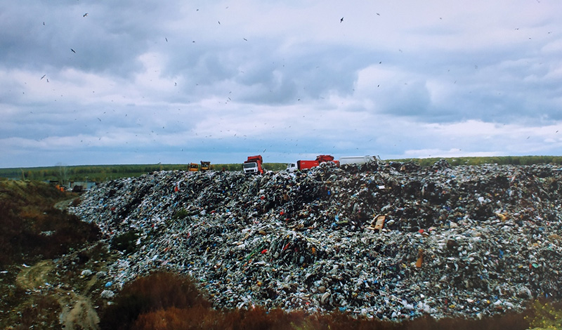 В городе Лермонтов рекультивируют свалку бытовых отходов