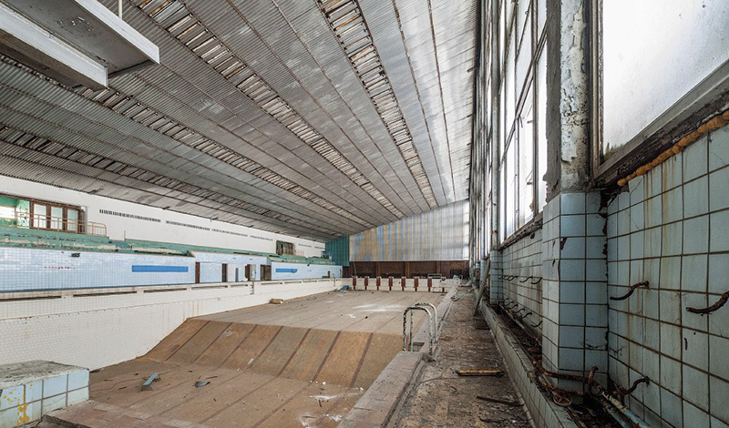 Заброшенный бассейн СКА в Новосибирске вновь откроют через год