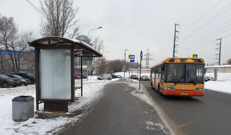 При содействии активистов ОНФ в Москве по просьбам жителей обустроили два павильона ожидания общественного транспорта