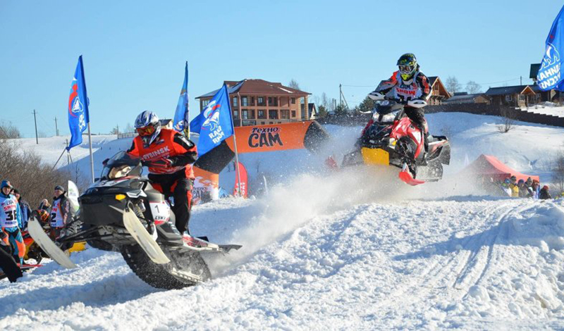 Всероссийский фестиваль зимнего мотоспорта «Snow Поморье» открылся в Архангельской области  