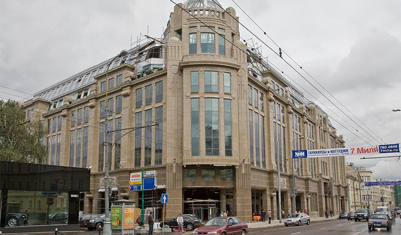 Colliers назначена эксклюзивным консультантом по продаже бизнес-центра «Военторг» в центре Москвы