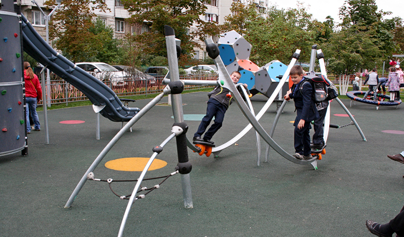 В Бабушкинском парке в Москве появится детская площадка с электронными играми
