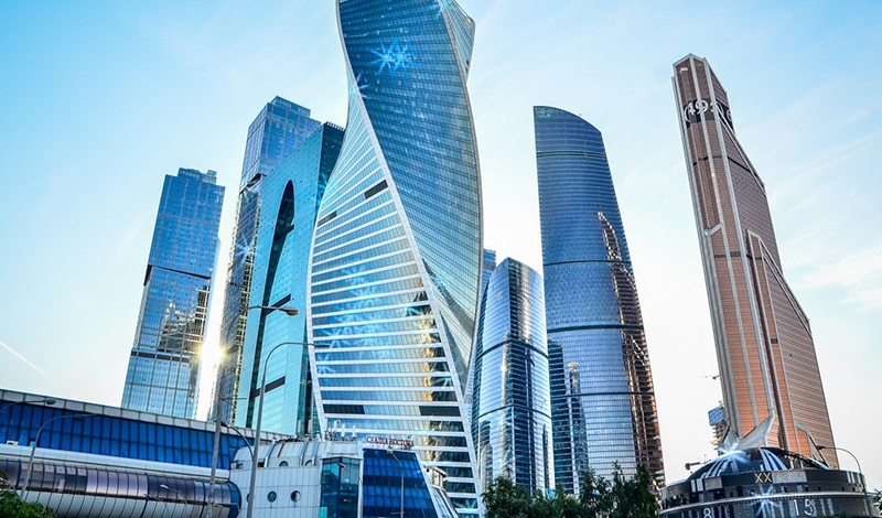Во II квартале 2021 г. вакантность в сегменте офисов в ММДЦ «Москва-Сити» сократилась практически в два раза