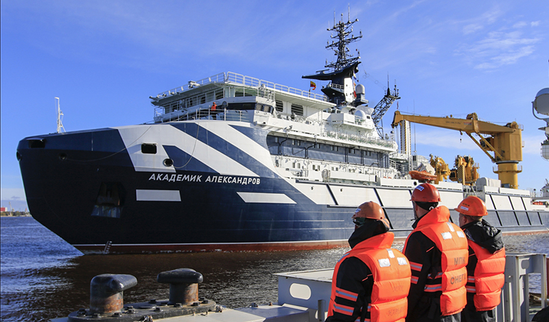 На ремонт судна «Академик Опарин» выделили 97 млн