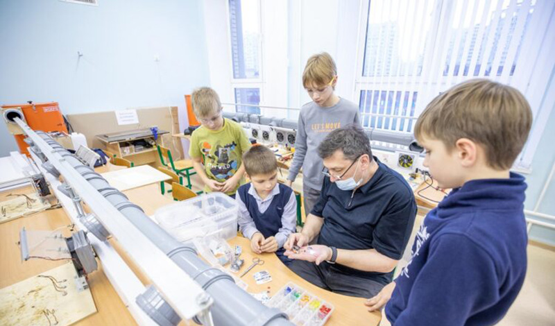 Почти 10 000 новых мест для детей создадут в сфере дополнительного образования Архангельской области до 2024 года