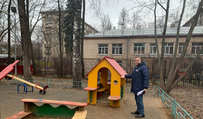 Народный фронт добился ремонта и приведения в порядок детских площадок в нескольких районах Москвы