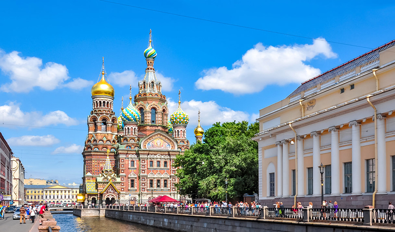 Санкт-Петербург вошел в топ-10 городов по количеству отправленных подарков среди регионов России