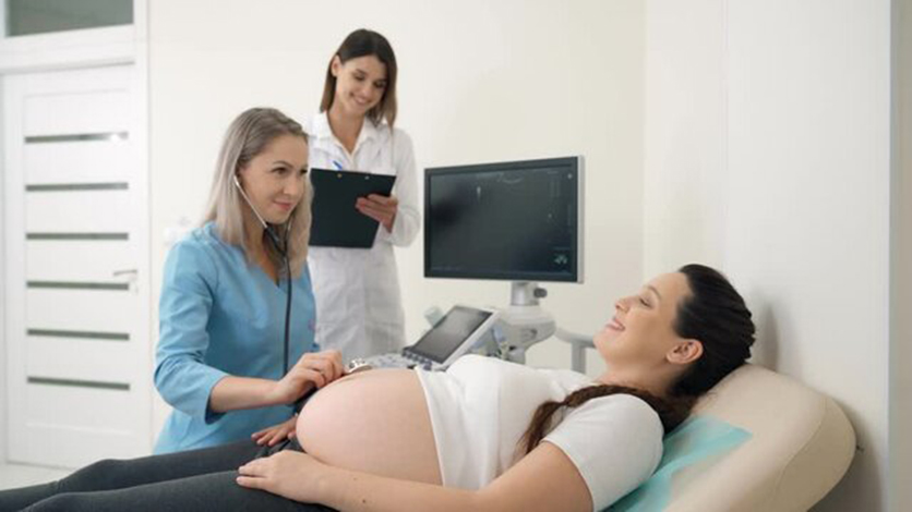 В Казани состояние беременных будут проверять дистанционно