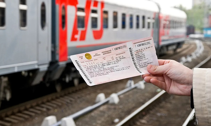 С 27 апреля члены многодетных семей смогут приобретать билеты на пригородные поезда с 90% скидкой