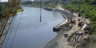 В Петропавловске-Камчатском укрепят береговую полосу в районе котельной