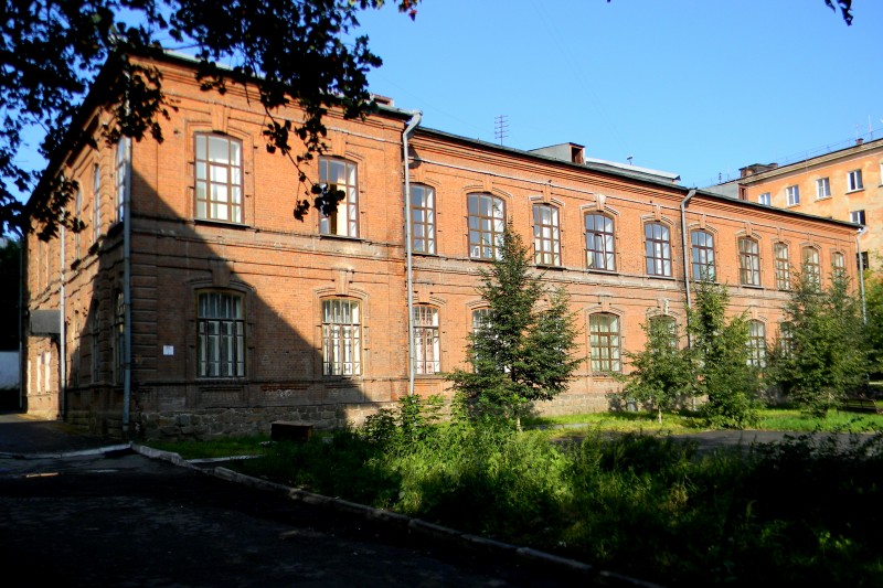 В Муроме отремонтируют крышу здания женской гимназии XIX века