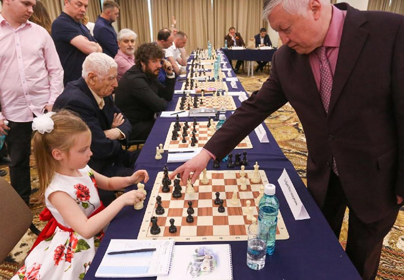 Шахматный турнир при поддержке Анатолия Карпова пройдет в Музее Победы