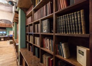 Выставку редких книг представит Музей Победы в Общероссийский день библиотек