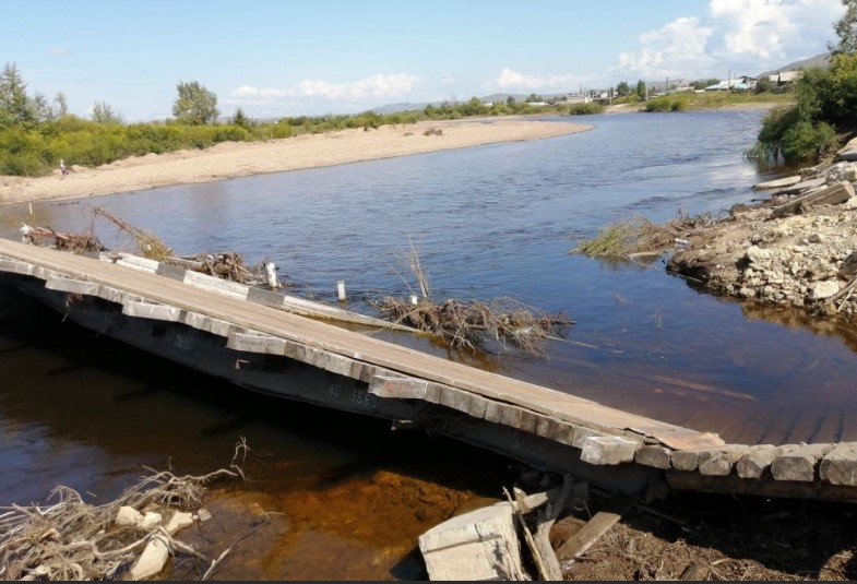 Мостовой переход через реку Чуоналыр отремонтируют в Якутии