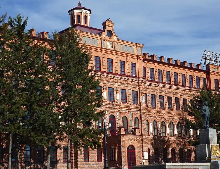 Один из исторических институтов Хабаровска отреставрируют этим летом