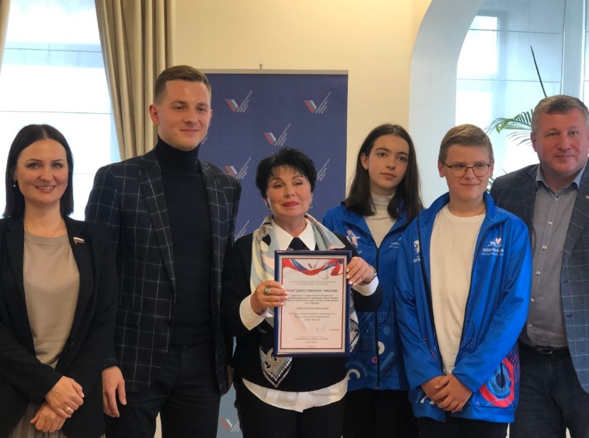 Народный фронт предлагает учитывать волонтерство в рейтинге вклада московских школ в образование детей