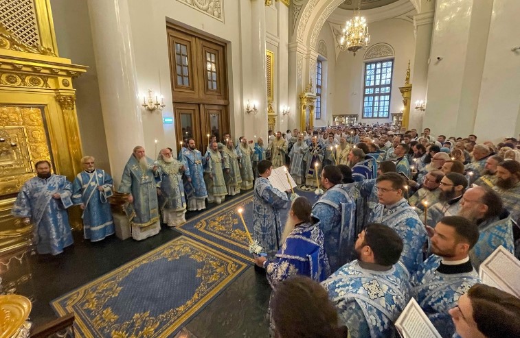 Концерт хора Сретенского монастыря пройдет в Казани в дни празднования явления чудотворного образа Пресвятой Богородицы