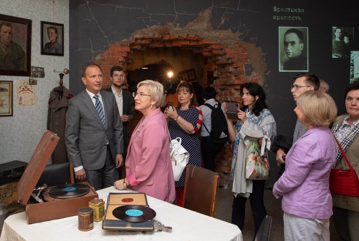 Музей Победы с рабочим визитом посетили представители культуры