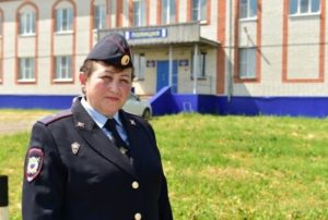 В Татарстане мама-полицейский взяла на воспитание восемь сирот