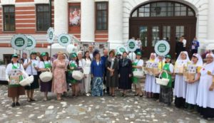 Акцию «Белый цветок» провели в Казани в поддержку онкобольных детей