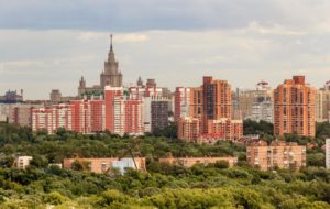 В июне Новая Москва впервые в этом году уступила первенство по числу регистраций ДДУ