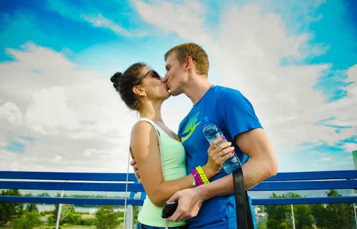 В Москве прошел конкурс на самый долгий поцелуй