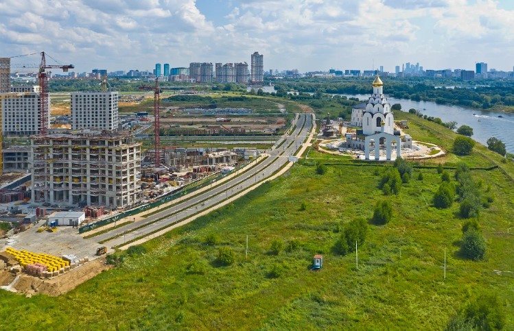 Девелопер «Клубного города на реке Primavera» строит дорожную инфраструктуру на полуострове Покровское-Стрешнево
