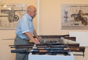 Уникальные экскурсии в оружейное фондохранилище стартуют в Музее Победы