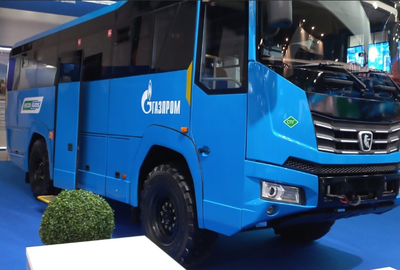 «Камаз» презентовал новый вахтовый автобус для «Газпрома»
