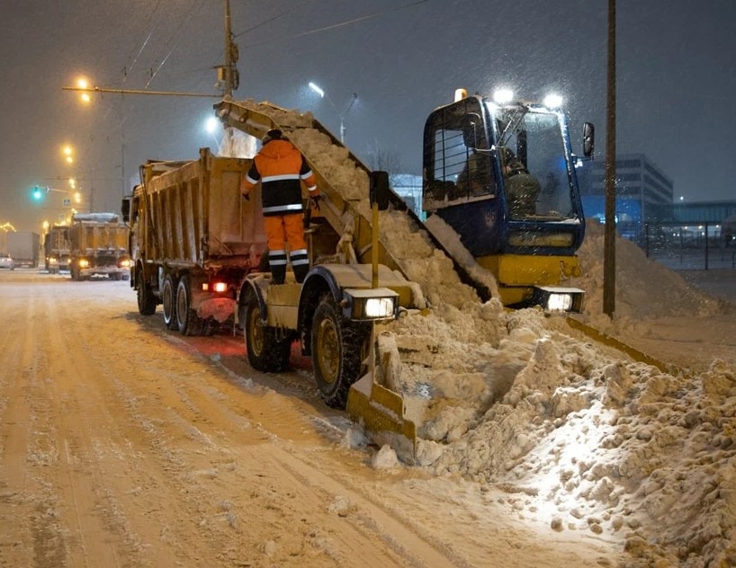 В Казани в уборке дорог от снега будут задействованы 549 единиц спецтехники