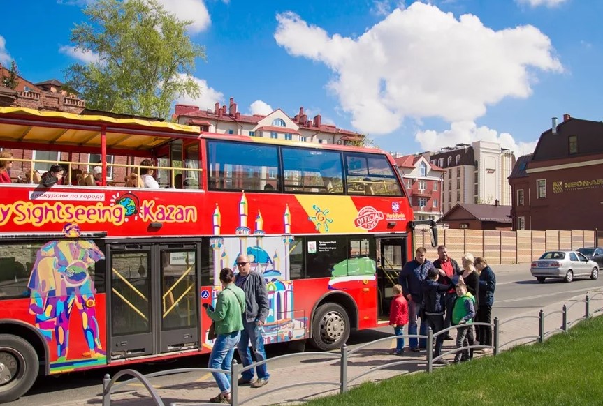 Площадки «Ночи искусств» в Казани свяжет экскурсионный даблдекер