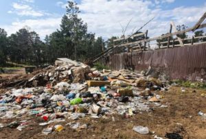 В Усть-Илимске ликвидируют несанкционированные места размещения отходов
