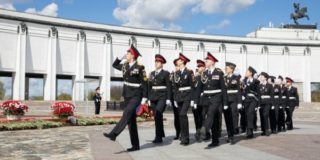 50-я вахта Почетного караула прошла у Музея Победы