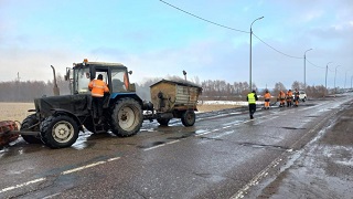 В Татарстане на региональных дорогах начались работы по ликвидации аварийных ям