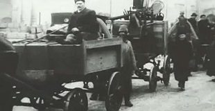 К 320-летию Петербурга: о переносе столицы из Петрограда в Москву рассказывают фонды Президентской библиотеки