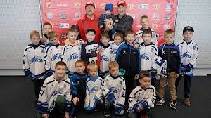 Владислав Третьяк и Дмитрий Азаров откроют в Самаре первенство по хоккею вместе с детьми участников СВО
