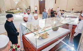 Выставка реликвий пророка Мухаммеда переезжает в Мечеть «Кул Шариф»