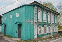 В Мариинске отреставрируют деревянный старинный дом по улице Ленина