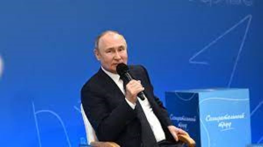 Владимир Путин провёл урок «Разговор о важном», на котором присутствовали участники «Территории смыслов»