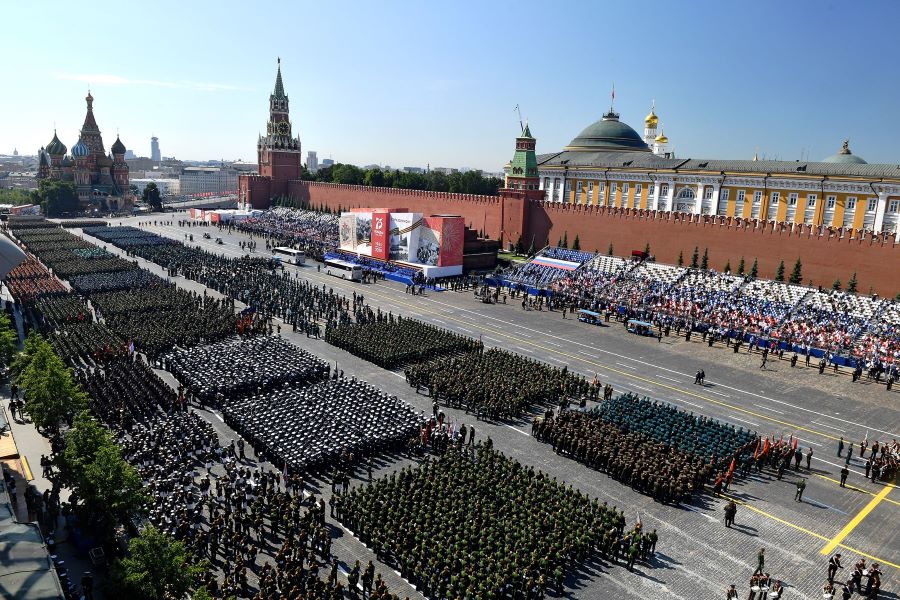 Парад на Красной площади, приблизивший Победу