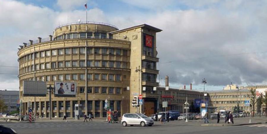 В Санкт-Петербурге отреставрируют крышу здания Московского райсовета