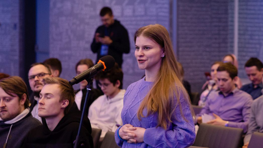 «Я живу в России: студенты о возможностях и перспективах в современном мире»: международный диалог на площадке Всероссийского женского форума