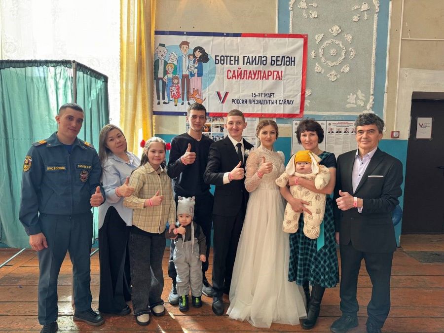 Более 11 тысяч фотографий выложили татарстанцы за несколько часов с начала Фотоконкурса «Всей семьей на выборы»!