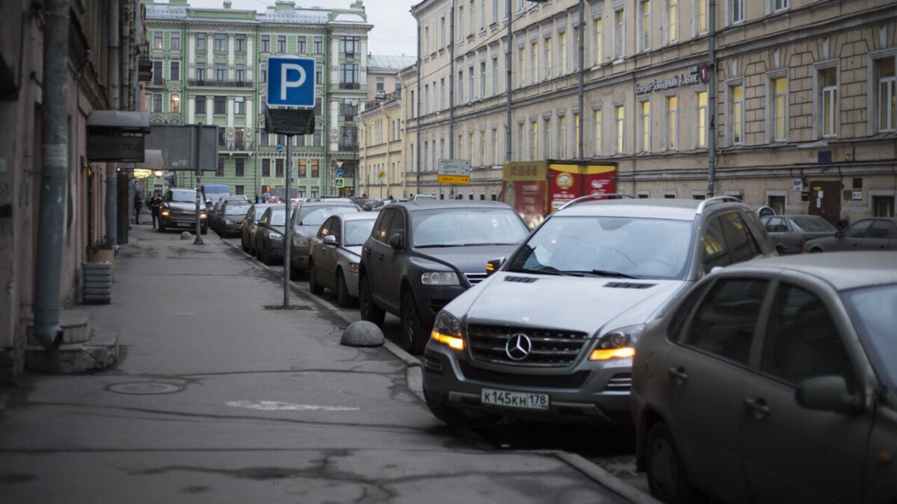 В Петербурге в 2025 году вырастет максимальная стоимость платной парковки