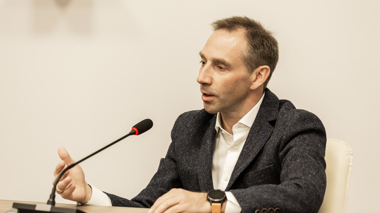 Сергей Беляков обозначил роль корпоративных пенсионных программ в развитии экономики